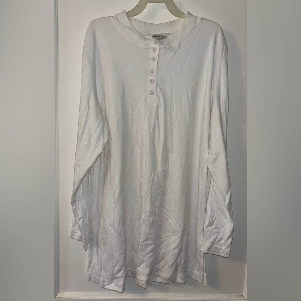 CXT Classics Long Sleeve Quarter Button Shirt (NWOT)